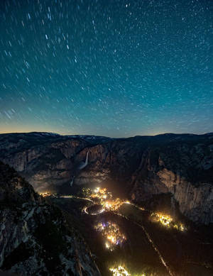 Hình nền màn hình khóa Vườn quốc gia Yosemite dải Ngân Hà. — Màn hình khóa Hình nền