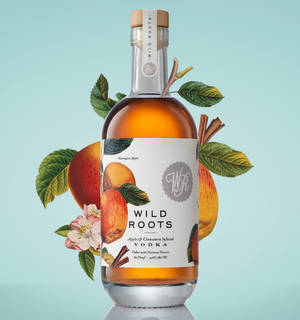 Rượu vodka Wild Roots Raspberry Infused nền xanh — Honor Magic V Hình nền