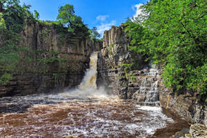 Thác High Force ở Vương quốc Anh — Thác nước Hình nền