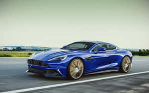 Trải Nghiệm Sức Mạnh và Sự Thanh Lịch của Aston Martin Vanquish — Steam Deck OLED Hình nền