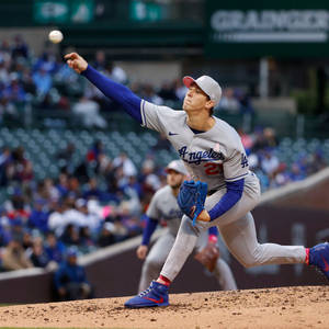 Walker Buehler ném bóng — 1:1 Hình nền